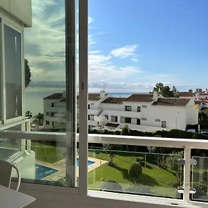 https://cisnes-benalmdena-beach.es-andalucia.com